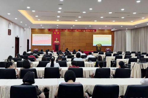 Tập huấn nghiệp vụ văn thư lưu trữ, số hóa tài liệu khi tổ chức lại đơn vị hành chính