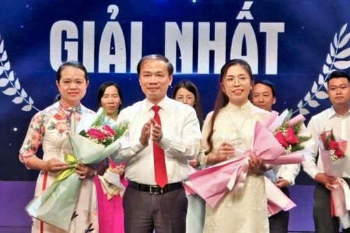 Cô giáo mầm non của Bảo Lâm đoạt giải Nhất Cuộc thi Tự hào Việt Nam