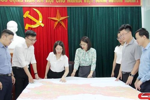 Quản lý, bảo vệ môi trường đất
