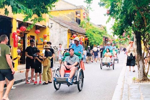Du lịch dịp lễ Quốc tế Lao động bùng nổ ở châu Á