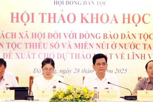 Tạo hành lang pháp lý để đầu tư, phát triển vùng dân tộc thiểu số và miền núi