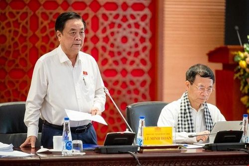 Phó Chủ tịch Quốc hội Lê Minh Hoan dự Phiên họp toàn thể thứ 12 Ủy ban Khoa học, Công nghệ và Môi trường