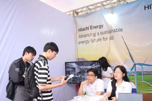 Trường Đại học Điện Lực giải quyết vấn đề 'kinh nghiệm' cho sinh viên khi ra trường