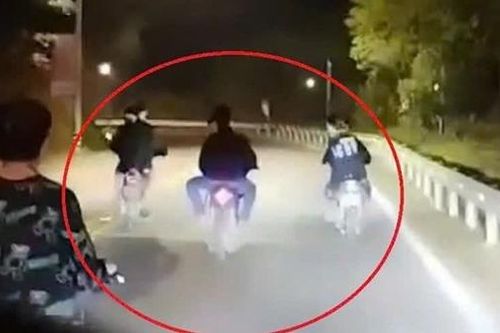Truy tìm nhóm đối tượng chém nam thanh niên 16 tuổi