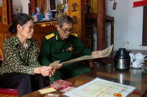 Gác bút nghiên lên đường chiến đấu