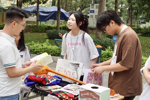 Dự án Brocade Project tổ chức hoạt động quảng bá văn hóa dân tộc Tày Cao Bằng