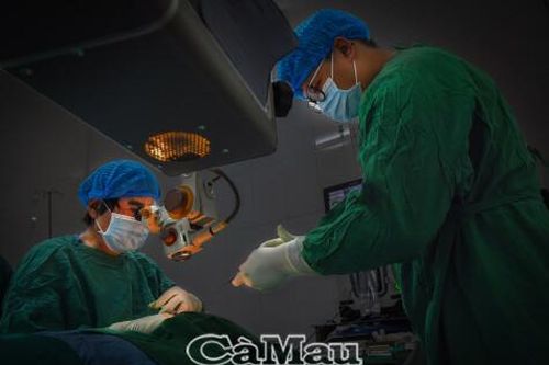 Tận lực chăm sóc sức khỏe Nhân dân