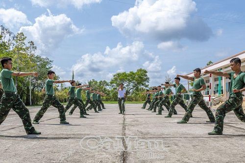 Lực lượng vũ trang tỉnh Cà Mau chính quy, tinh nhuệ, hiện đại