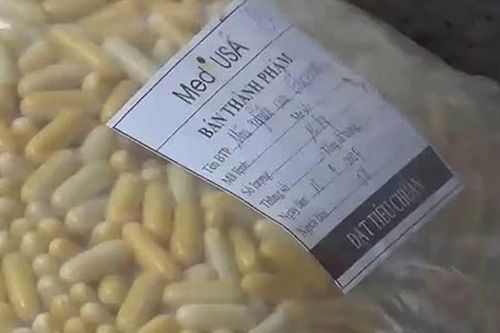 Hàng trăm tấn thực phẩm chức năng 'nhập khẩu từ châu Âu, Mỹ về Việt Nam' có xuất xứ từ Trung Quốc: Hồi chuông cảnh báo về an toàn thực phẩm tới người tiêu dùng