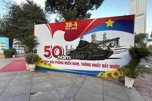 Các hãng thông tấn nước ngoài đưa tin về ngày 30/4