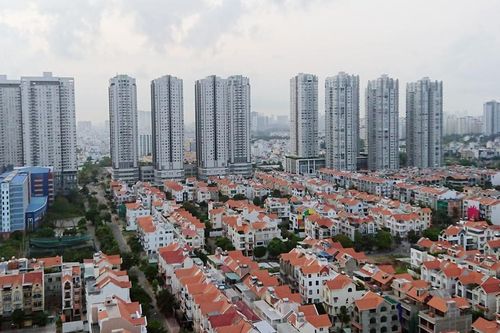 Khách 'quay xe' chê nhà đất thổ cư quá đắt