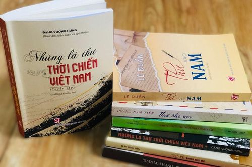 Những cánh thư kể chuyện chiến trường