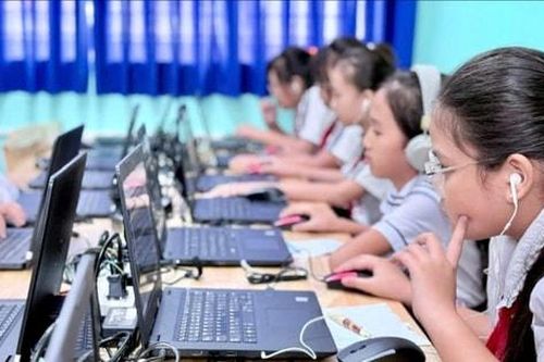 TP Hồ Chí Minh: Công nhận 100 trường học số đầu tiên
