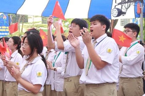 Học sinh Thủ đô hào hứng với 'Đất nước trọn niềm vui - Khải hoàn ca vang mãi'