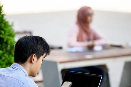 Đảng cầm quyền tại Australia sẽ tăng phí thị thực du học