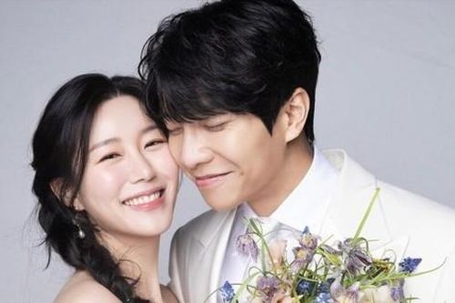 'Con rể quốc dân' Lee Seung Gi có gỡ gạc được danh tiếng khi từ bỏ bố mẹ vợ?