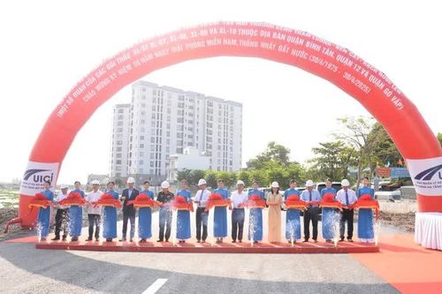 TP Hồ Chí Minh: thông xe kỹ thuật 5 đoạn đường dọc tuyến kênh Tham Lương - Bến Cát - rạch Nước Lên