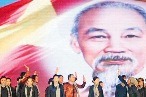 Chữ và nghĩa: Thiêng liêng 2 tiếng 'miền Nam'