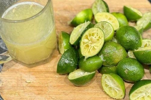 Nguy hại tới sức khỏe khi chạy theo trào lưu sử dụng chanh không đúng cách