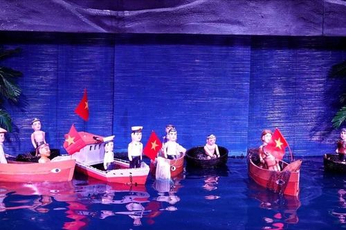 Sân khấu cách mạng - Thấm đẫm lòng tự hào dân tộc