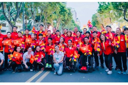 Hòa nhịp đập trái tim yêu nước