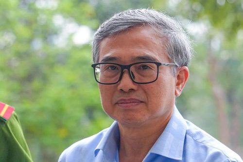 Cựu Thứ trưởng Hoàng Quốc Vượng bị tuyên 6 năm tù giam