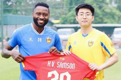 Hoàng Vũ Samson khát khao cống hiến cho tuyển Việt Nam