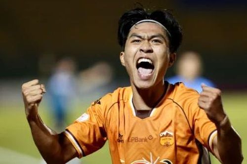 Sao Hoàng Anh Gia Lai lỡ hẹn trận đại chiến Malaysia