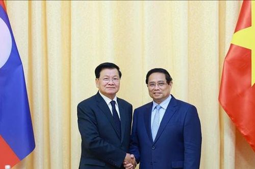Trước sau như một, Việt Nam luôn dành ưu tiên cao nhất cho mối quan hệ với Lào