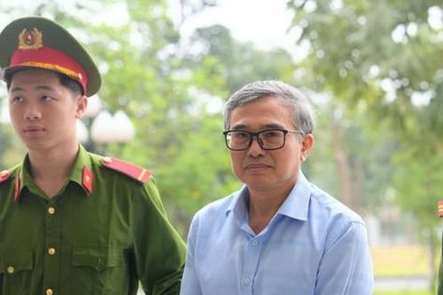 Vụ EVN thiệt hại hơn 1.000 tỷ đồng: Cựu Thứ trưởng Bộ Công Thương Hoàng Quốc Vượng lĩnh 6 năm tù
