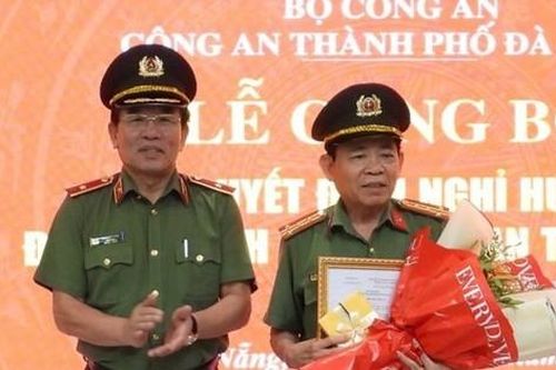 Công bố quyết định nghỉ công tác đối với Đại tá Trần Đình Liên