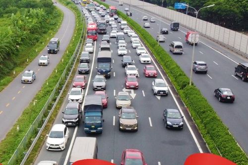 Cách ra vào TP Hà Nội dịp 30/4- 1/5 để 'không bị chôn chân một chỗ'