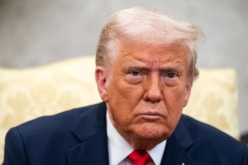 Người dân Mỹ cho rằng ông Trump khiến kinh tế tồi tệ