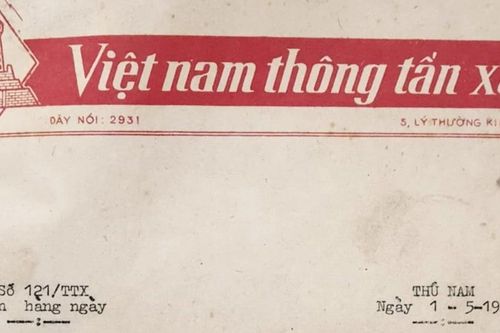 Bản tin chiến thắng đầu tiên phát đi từ Việt Nam Thông tấn xã