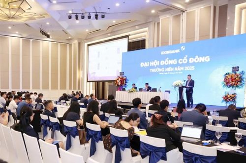 Eximbank thông qua mục tiêu lợi nhuận gần 5.200 tỷ đồng, bầu nhân sự cấp cao