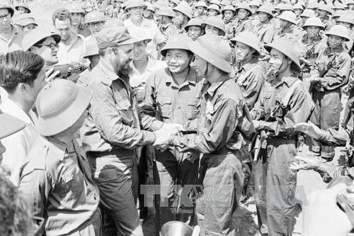 50 năm Thống nhất đất nước: Tình anh em Việt Nam - Cuba mãi vẹn nguyên
