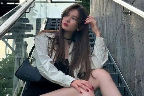 Em gái cao 1m80 của thủ môn Đặng Văn Lâm