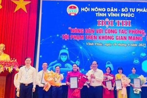 Bổ trợ kiến thức về phòng, chống tội phạm trên không gian mạng cho nông dân