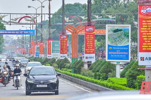 Công bố đường dây nóng tiếp nhận thông tin về trật tự, an toàn giao thông dịp nghỉ lễ 30/4, 1/5