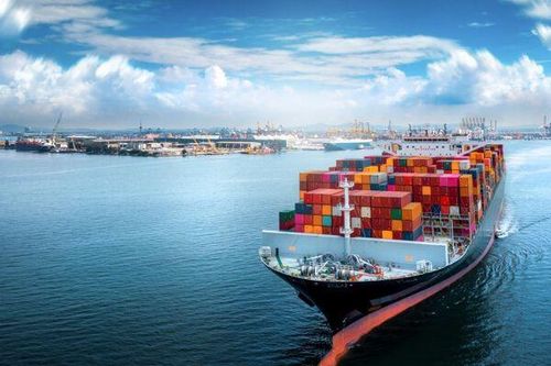 Thương chiến Mỹ - Trung: Cơ hội và thách thức mới cho nhóm ngành xuất khẩu Việt Nam