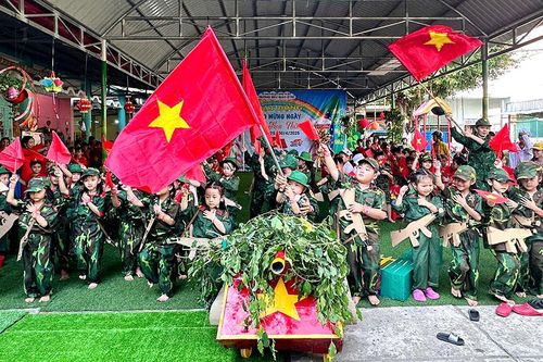Xã Lê Trì với nhiều hoạt động kỷ niệm 50 năm Ngày Giải phóng miền Nam, thống nhất đất nước