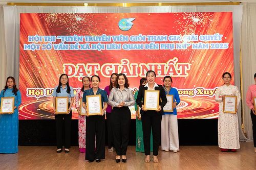 Sôi nổi Hội thi 'Tuyên truyền viên giỏi tham gia giải quyết một số vấn đề xã hội liên quan đến phụ nữ'