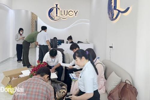 Buộc ngưng hoạt động đối với một thẩm mỹ viện tại Biên Hòa vì không có giấy phép hoạt động khám, chữa bệnh