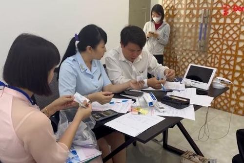 Kiểm tra đột xuất, yêu cầu ngưng hoạt động một thẩm mỹ viện tại Biên Hòa