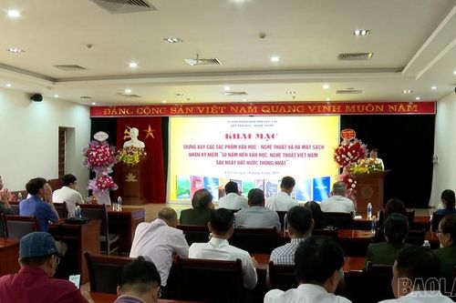 Ra mắt sách nhân kỷ niệm '50 năm nền văn học, nghệ thuật Việt Nam sau ngày đất nước thống nhất'