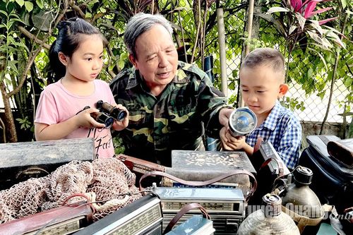 Người góp nhặt ký ức chiến tranh