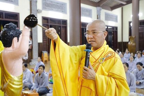 Đắk Nông: Chùa Pháp Hoa trang nghiêm tổ chức Lễ Tắm Phật theo truyền thống
