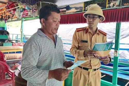 Tuyên Quang: Không để xảy ra điểm nóng giao thông, chốt trực xuyên suốt kỳ nghỉ lễ