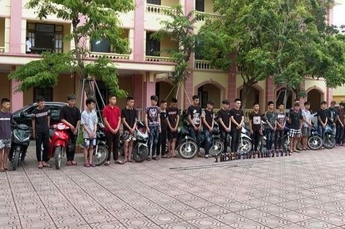 Khởi tố hàng chục thanh niên gây rối an ninh trật tự