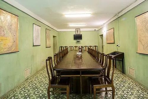 Tổng hành dinh trong mùa xuân đại thắng